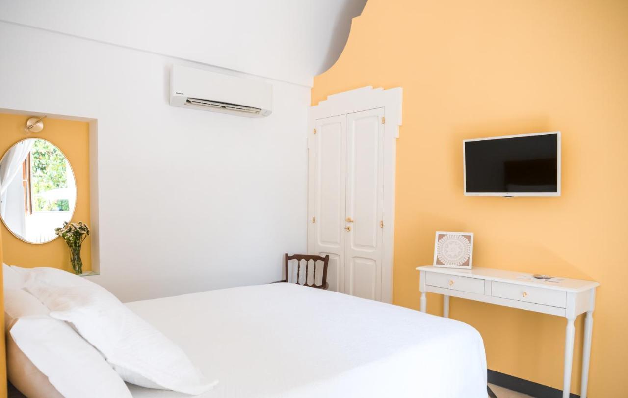 Villa Aurelia Suites And Apartments Locorotondo Eksteriør bilde