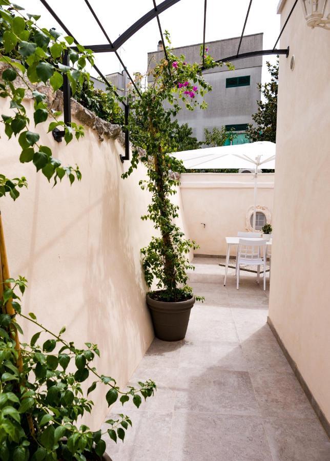 Villa Aurelia Suites And Apartments Locorotondo Eksteriør bilde